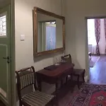 Fahrenheit House Apartman