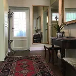 Fahrenheit House Apartman *