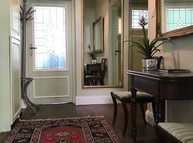 Fahrenheit House Apartment *